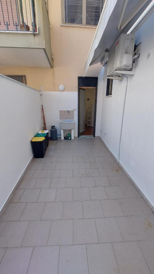 La Casa Al Mare Di Pippo Apartment *